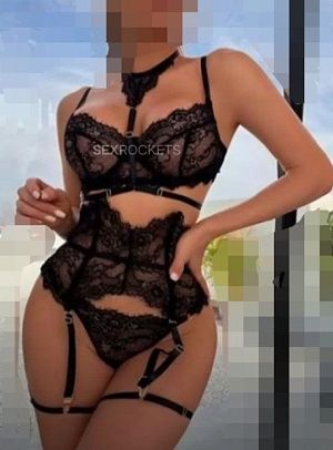 Вика — эротические фото