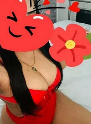 Карина — эротические фото