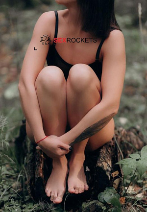 Вика — эротические фото