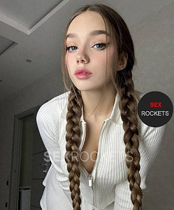 Алина — эротические фото